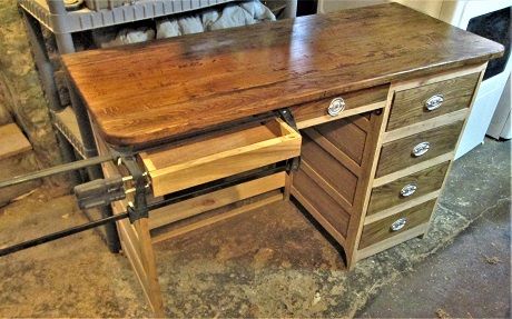 1549188131_ComputerDeskToplastdrawer...JPG.d575f3cddab09cab506c2bdb02610cf6.JPG