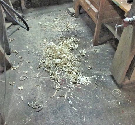 1751387315_ComputerDeskDrawerswoodennoodles.JPG.8fc6b2a15a520ef0cc55c8b0eef969b6.JPG