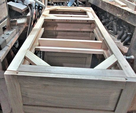 177986259_computerdeskassembly.insidedetails.JPG.4e0f4d4ff82ad01adfb0526dc211b51d.JPG
