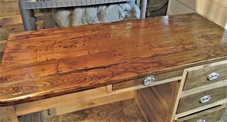 195988047_ComputerDeskTopStaindrying.JPG.ec79904c4277bfbb5f3edde3f224d633.JPG