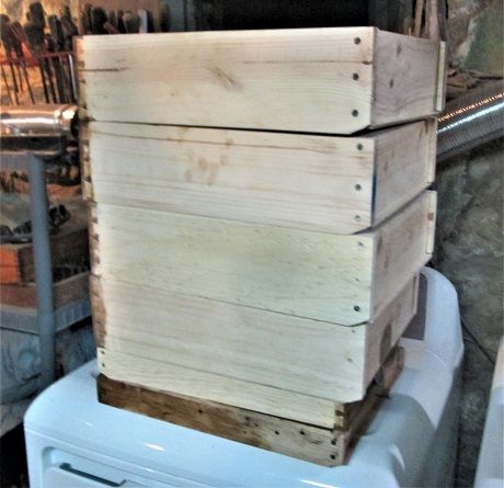 981968843_ComputerDeskfinishingstackofdrawers..JPG.bcab91acace7a874f55850722c5c724c.JPG