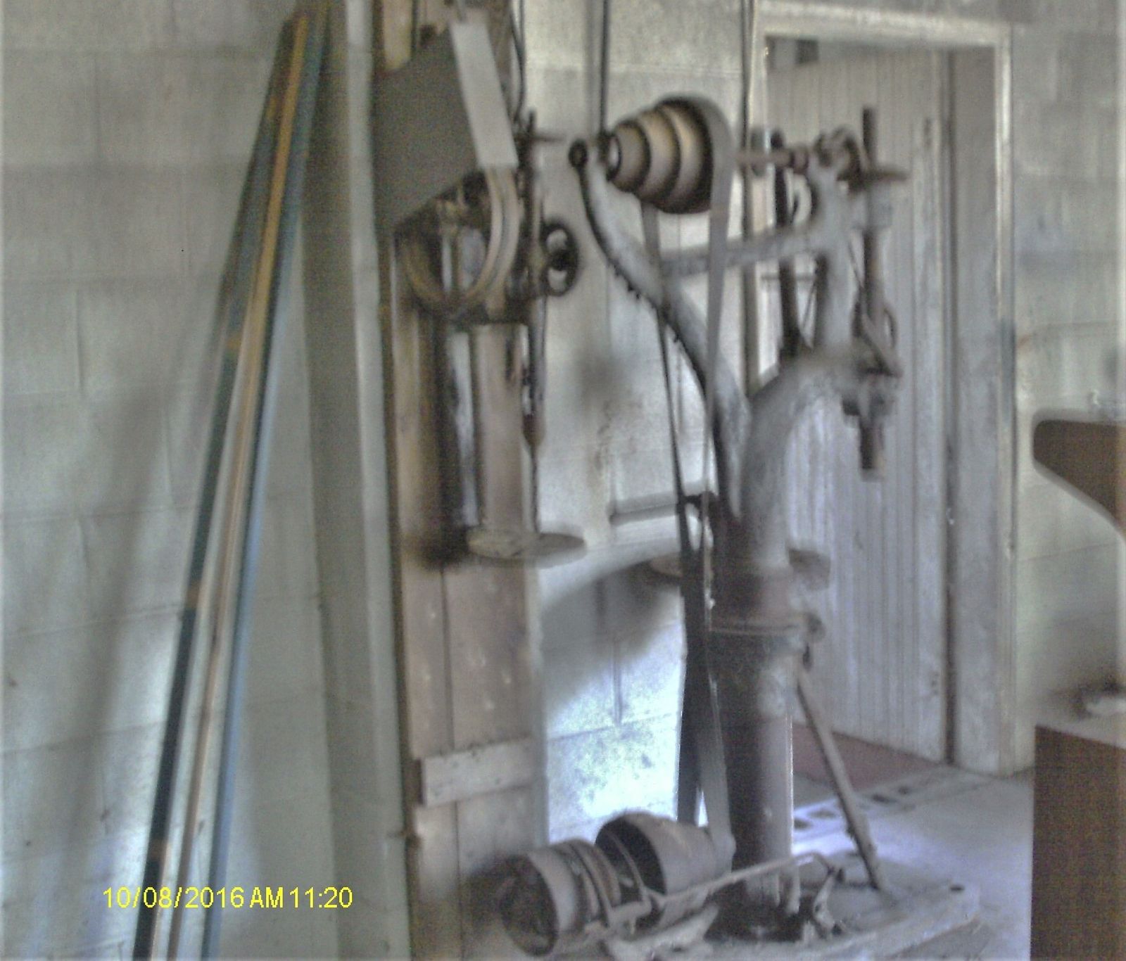 1253503048_drillpresses.JPG.bb32d490c6498dfe143d203df0d44b81.JPG