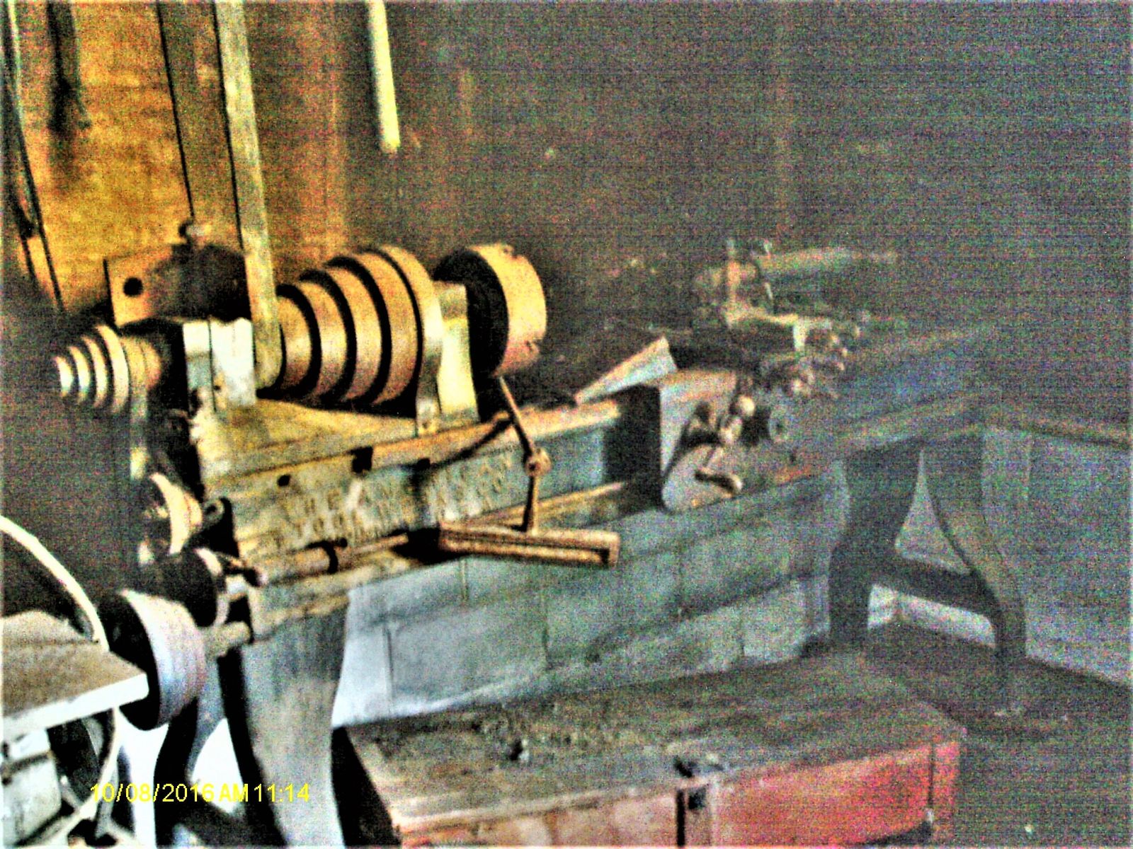 lathe.JPG.e9ca8eae9fe3d1be620732a78d06226c.JPG