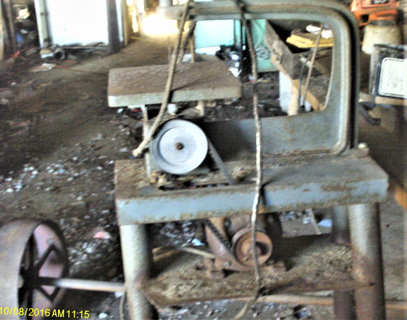 scrollsaw.JPG.14db4102e86be92c5f7317f3b1fad377.JPG