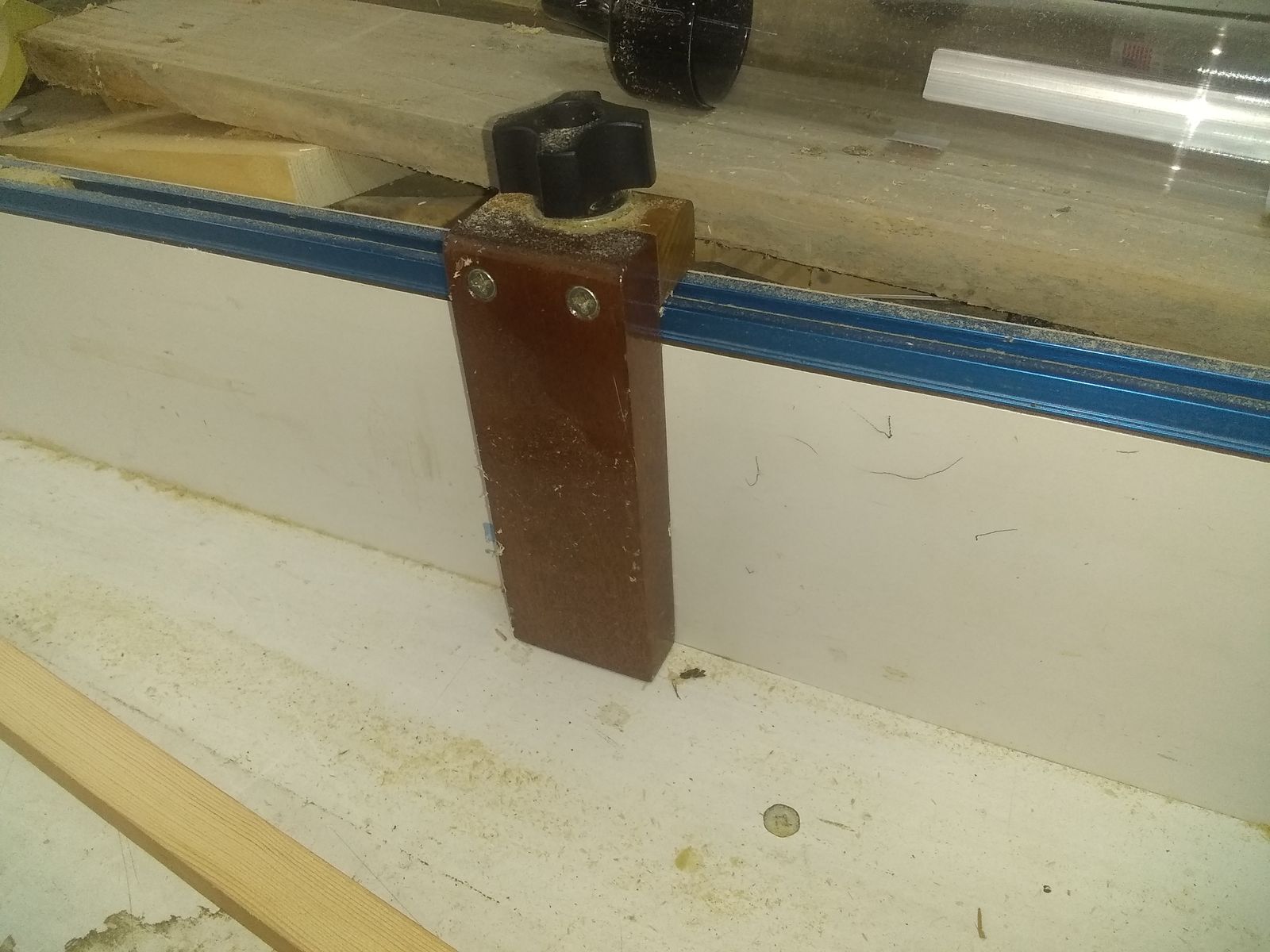 1772105997_miterstopblock.jpg.c8334e6cdf219a7ac87f4c5f624ee8dd.jpg