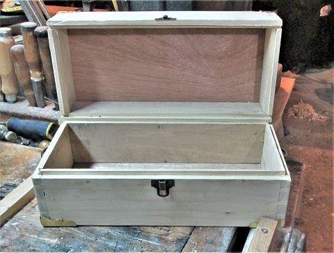 1353980557_Poplarbox2PIPopenthelid.JPG.6740840e03cb174609e67e926d8f19be.JPG