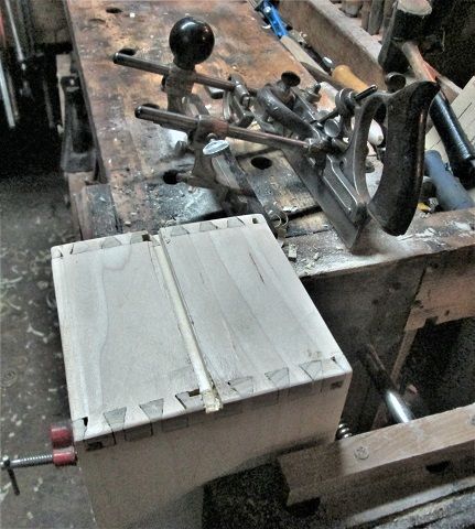 763558623_Poplarbox21stoutsidegroove.JPG.871f568ddf668ab89389496c4b0ef246.JPG