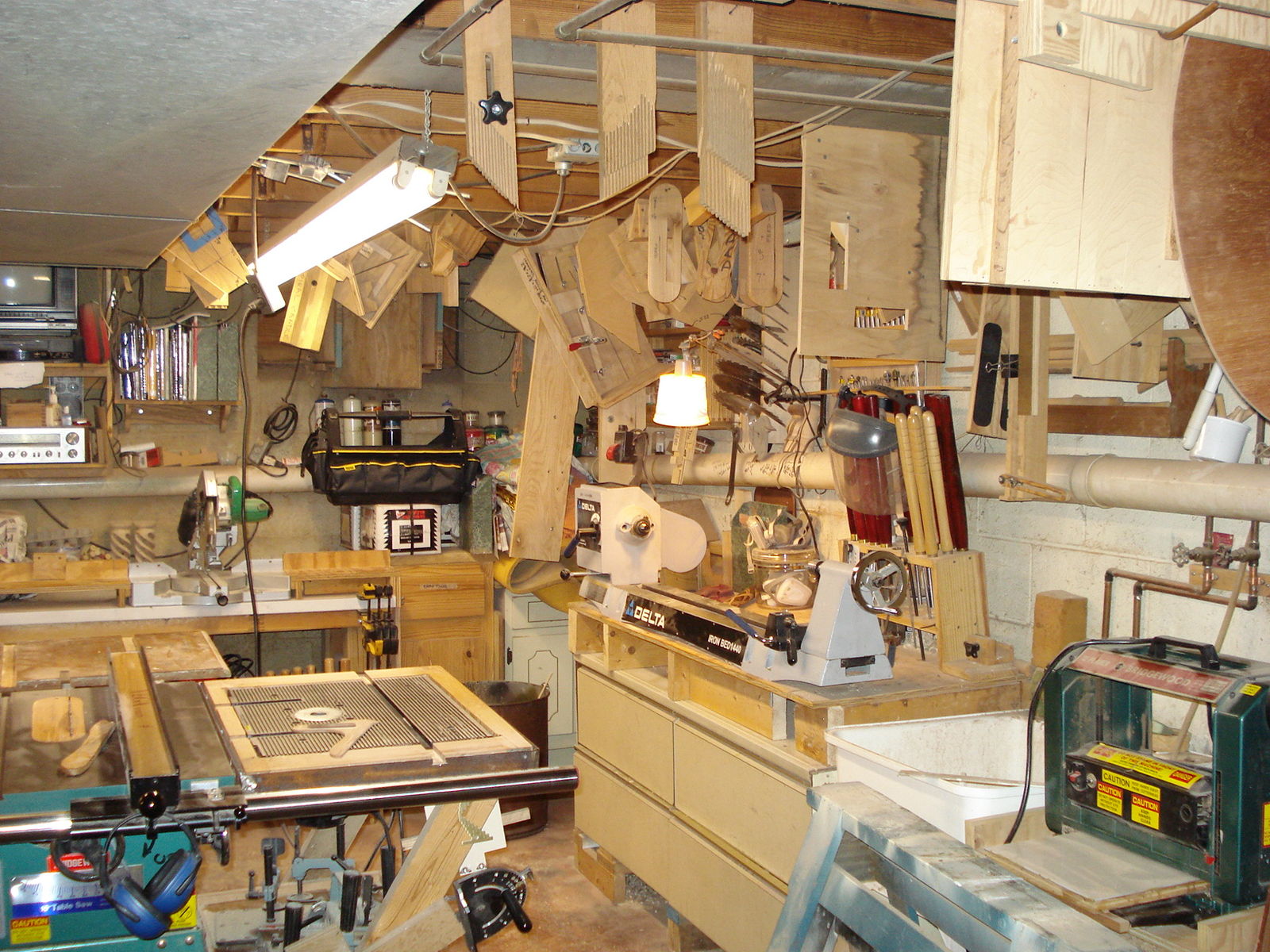 Lathe.JPG.53aae72a17021ef062b2f49334735ec5.JPG