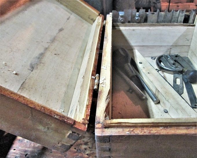 1178377859_RouterPlaneProjectdustseal.JPG.26a348a1ee8f26ccc5d13dc6b0a0d922.JPG