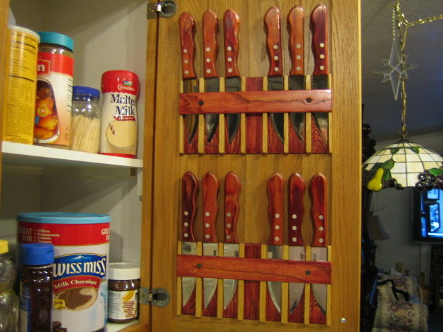 543360836_niceplacefortheknives.jpg.4b71bbd13cd2f974840c86473721b23c.jpg