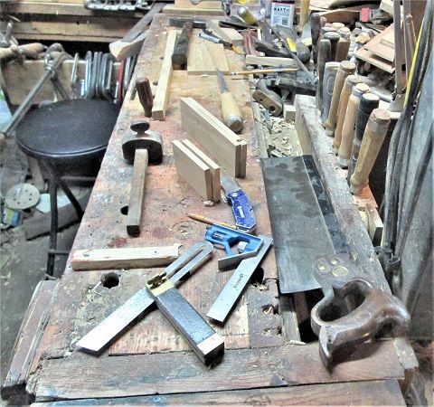 596651795_AshBoxProject2dovetailtoys.JPG.1810b99272eb366072c45550ed82e9ac.JPG