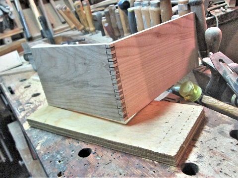 1355099692_2drawerchestfirstdryfit.JPG.60108fe7041b57bca5ad15d887e36c44.JPG