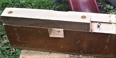 199501443_Dungeonshopbenchbuildcrosspiece.JPG.188c9f91b10e87f89ac63958b4debec4.JPG