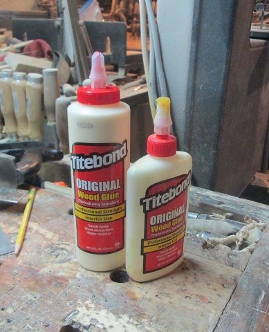 2782322_2drawerchestoldgluenewglue.JPG.b27c74232bcb5b7a5f7b6c5fee3dcb51.JPG
