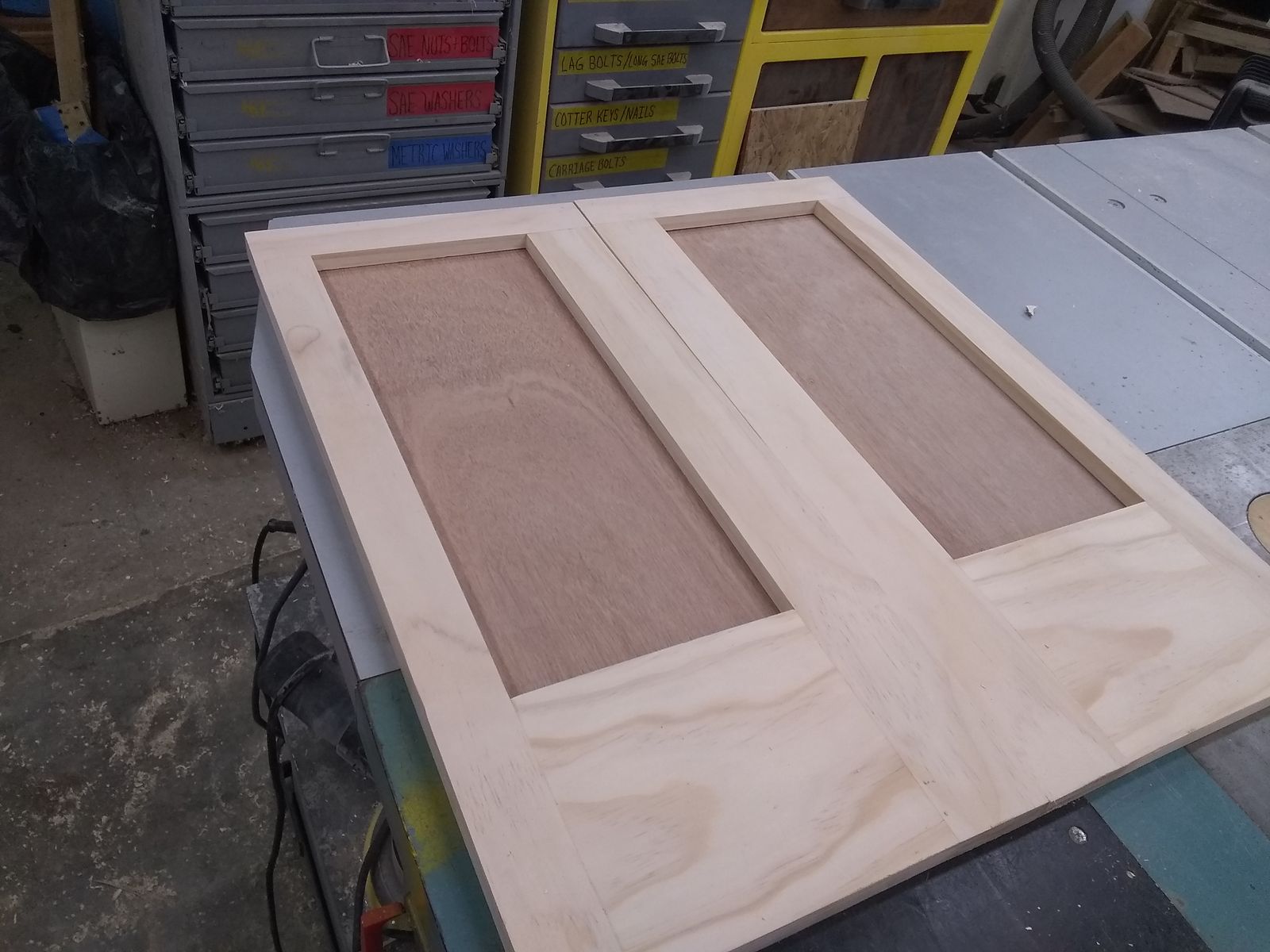 705207818_doorpanels(1).jpg.c6fc5550a50248faac4d4f59feff37cf.jpg
