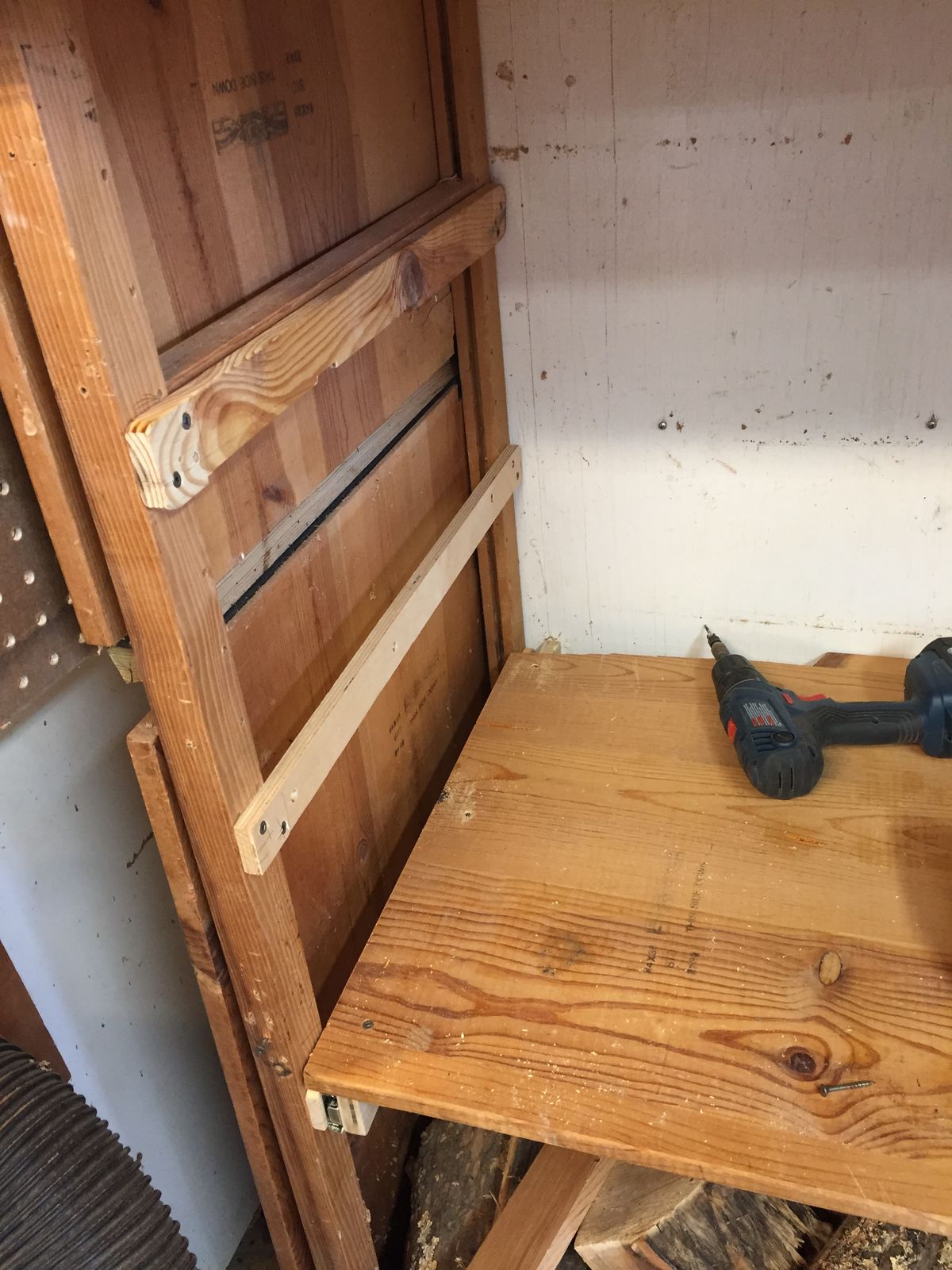 Under mount slides