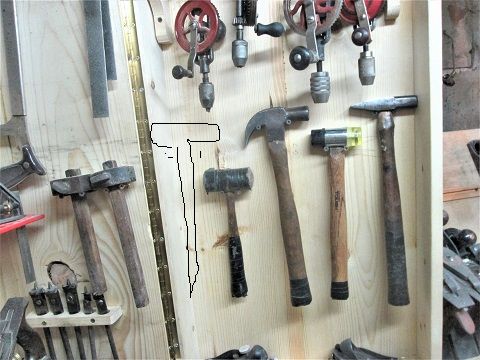 1013016230_ToolHoldersdoorsHammertil.JPG.a05293e5a1e4ea4aa49ca92a4537f7dd.JPG