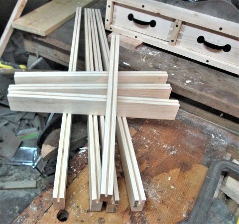 1095147635_PlaneTilDoorsgroovedrails.JPG.a9a695c0f999351de551ed644ca51b0c.JPG