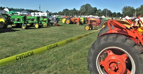 1340278772_WestLibertyTractorpark2.JPG.42ef51a64108f5ccc43f60560a427c95.JPG
