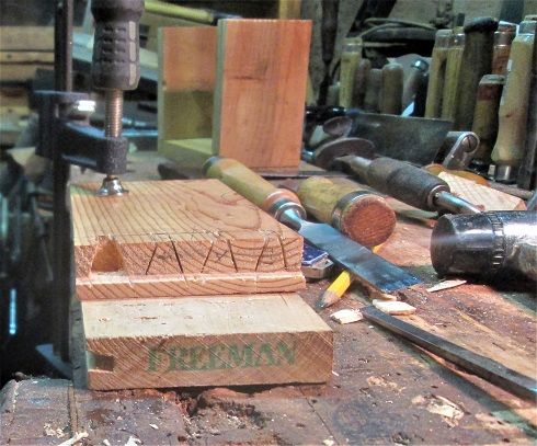1443927040_DovetailClassDay4halfapin.JPG.e70fa78b81a3da2c3f140daf1f8e05e0.JPG