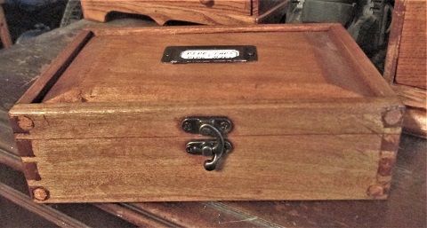 1676073852_ToolboxProjectPostFrontview.JPG.06e073e3553ec175513200787e6db122.JPG
