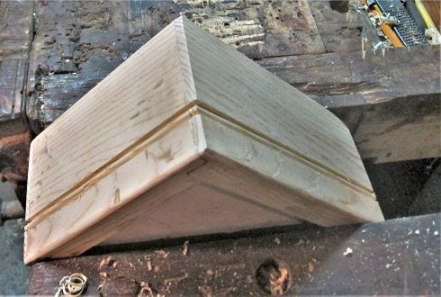 807245018_DovetailClassbuildaboxtopbeaddone.JPG.1750bfb416e09574f9b088466ea2c733.JPG