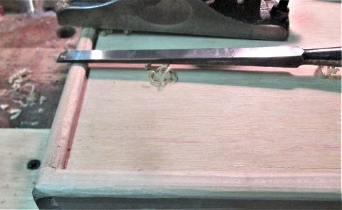 930268277_Chiselboxcorneraboutdone.JPG.8a085afdbf77c26072f2b4a58174fa2f.JPG