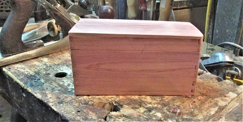 1261956289_CedarBoxsliced.JPG.eeb74a4a67101a967298e8389ad52c3a.JPG