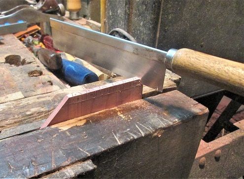 1296748967_CedarToolBoxsawthelines.JPG.3c5b94c030dc9cdafda2eb652363947a.JPG