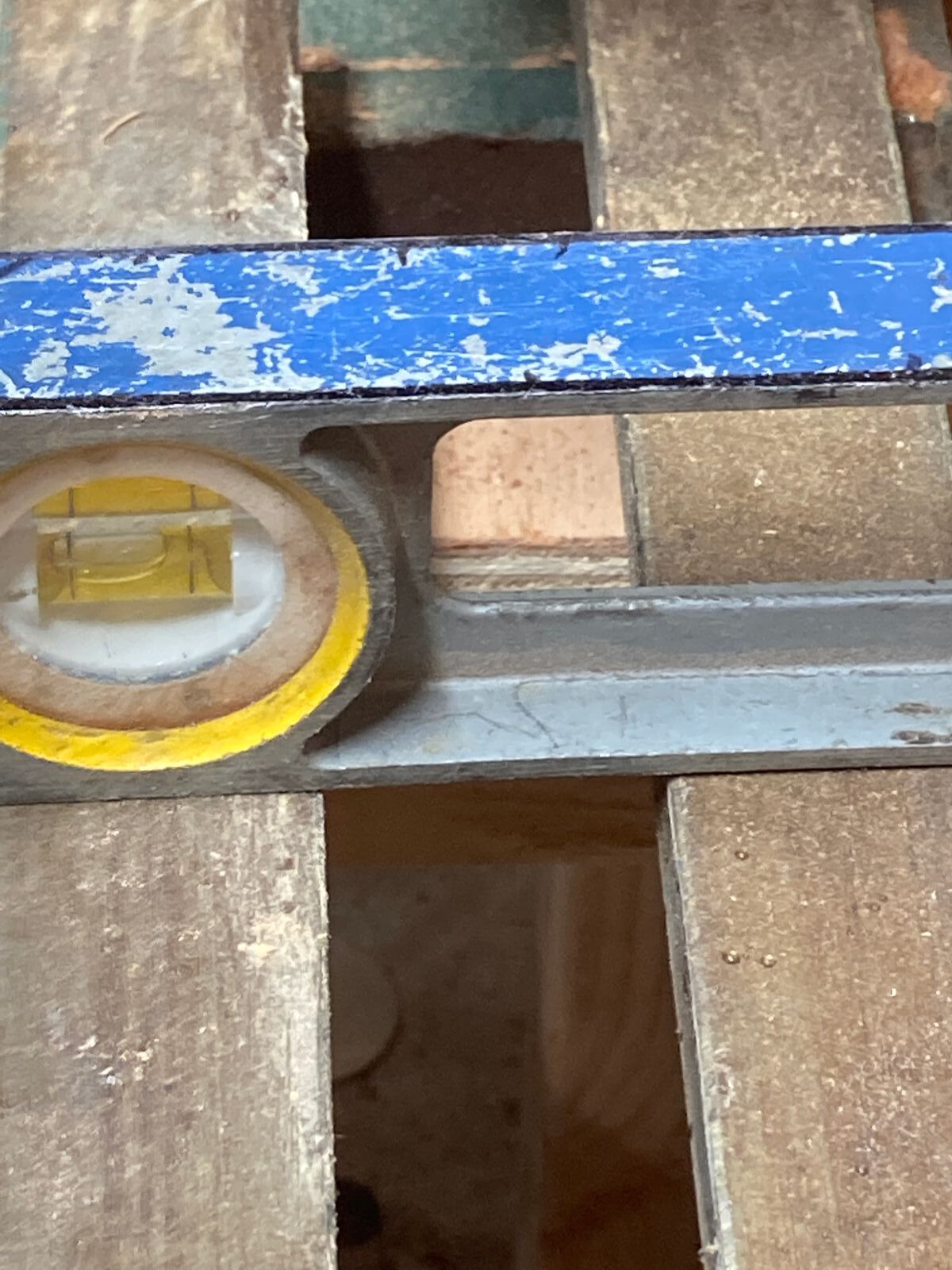 Suggestions on leveling a lathe bed....