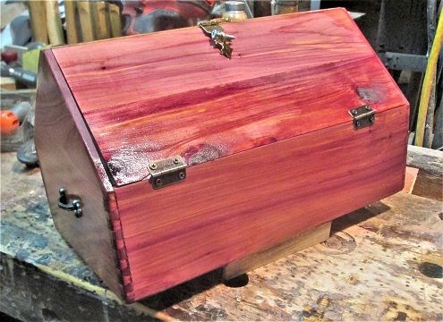 1665656525_CedarToolBox1stcoatfront.JPG.8f08e847c1389a2f5918ebf7215fdffa.JPG