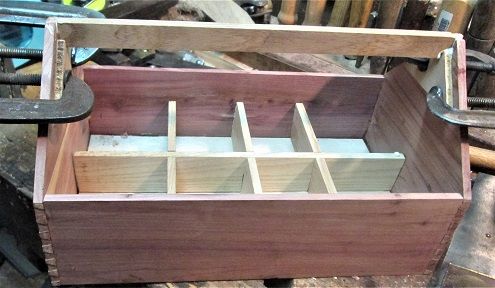 807827169_CedarToolBoxtopbargluedin.JPG.9bb567106246dc69dd71b2c1d7b80909.JPG