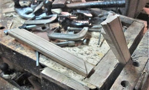 1053404774_Doorbuild1013rdhandglueupstart.JPG.170875796b143af19f239b2e9fd1dca6.JPG