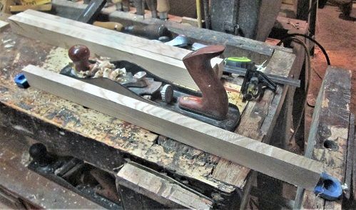 1167862777_BathroomCabinetjointerworkrails.JPG.9cfe599035628664c612e83ab4908dbb.JPG