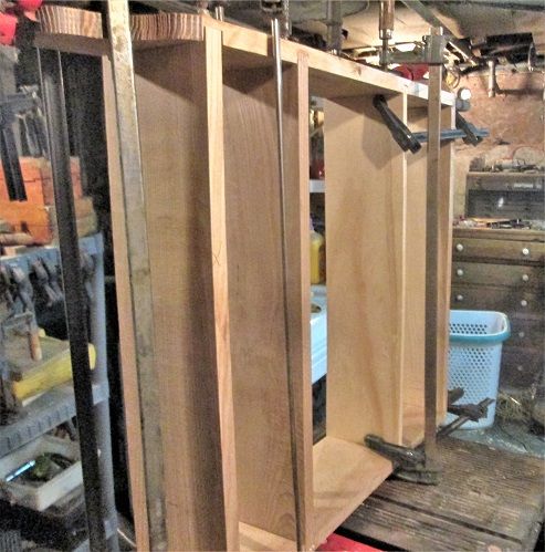 1284993767_BathroomCabinetfrontviewgluedup.JPG.da3ff404ddd88e2423fffeb01ba570ff.JPG