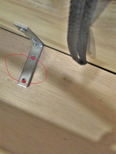 1388767635_DoorInstallTophangerinsideofcase.JPG.9c71670527249256175dc8e1759c7c6d.JPG