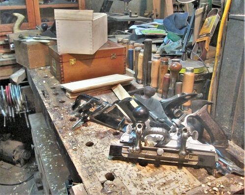 1616286888_ComboPlaneCasebusybench.JPG.9e2b4bf1a3c0097fb35ac5a5f2e3977a.JPG