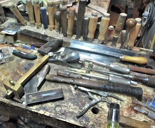 1637558990_ShopCleanouttoolpile2.JPG.5c6c633bc16aeb2ef2ffbfee92bc3af7.JPG