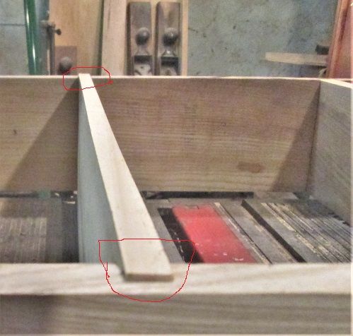 284503934_BathroomCabinetneedsplaneddown.JPG.98a1989c4f40f6de6c8b89a0999ac2a6.JPG