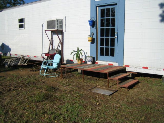 334675197_storagetrailer003.JPG.f73ce8ca512b52aa339a8e37a15fce6f.JPG