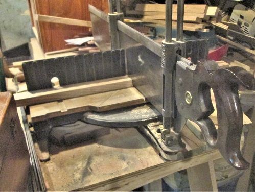 500028241_BathroomCabinetrailtrimmer.JPG.10b7dbf6cdcc59ea4b7057d5019bb14e.JPG