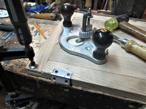 521366733_doorbuild102hinged.JPG.073001a2702276403f4289d0d7b3698f.JPG