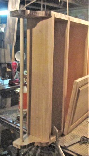 745320826_Doorinstall101towelrodinstalled.JPG.516190f808d05ba76ff2d8566f3db563.JPG