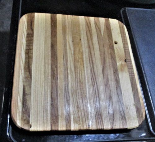 315671934_CuttingBoard1stcoatunderside.JPG.d81f043262d727d04fb85e145739b2f7.JPG