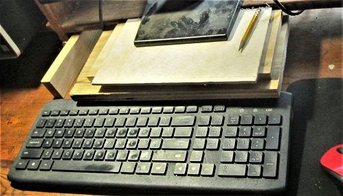 1951320714_MonitorStandAdd-onstartup.JPG.1ae104d05d73d67bb019391d65451d9c.JPG