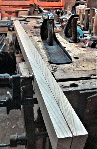 571079640_TowelLaddercordlessJointer.JPG.5aa1f0d9781f49420ef9124c66c8597b.JPG