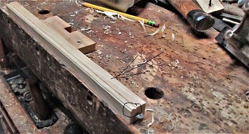 1508900729_GazeboTableapronsdrawersbottombead.JPG.2d5f4cbb8bb72dd1b4c064f1aa415cb6.JPG