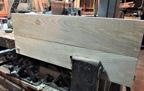1635760105_GazeboTablealmostdone.JPG.251bd5123c22086444a931287c31bbd7.JPG