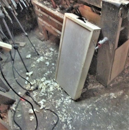 1982434394_GazeboTablemessyfloorThursday.JPG.6b13949403aa486ece1a61f20e7b51d4.JPG