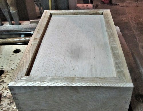 234963170_LeveltheboxBottomleveled.JPG.75e2c6822973d50c95732f12428f572f.JPG